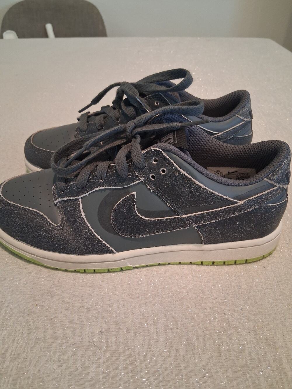 Nike Dunk Low SE Halloween Cauldron Iron Grey DQ6216-001 Kids PS Size 3Y Used